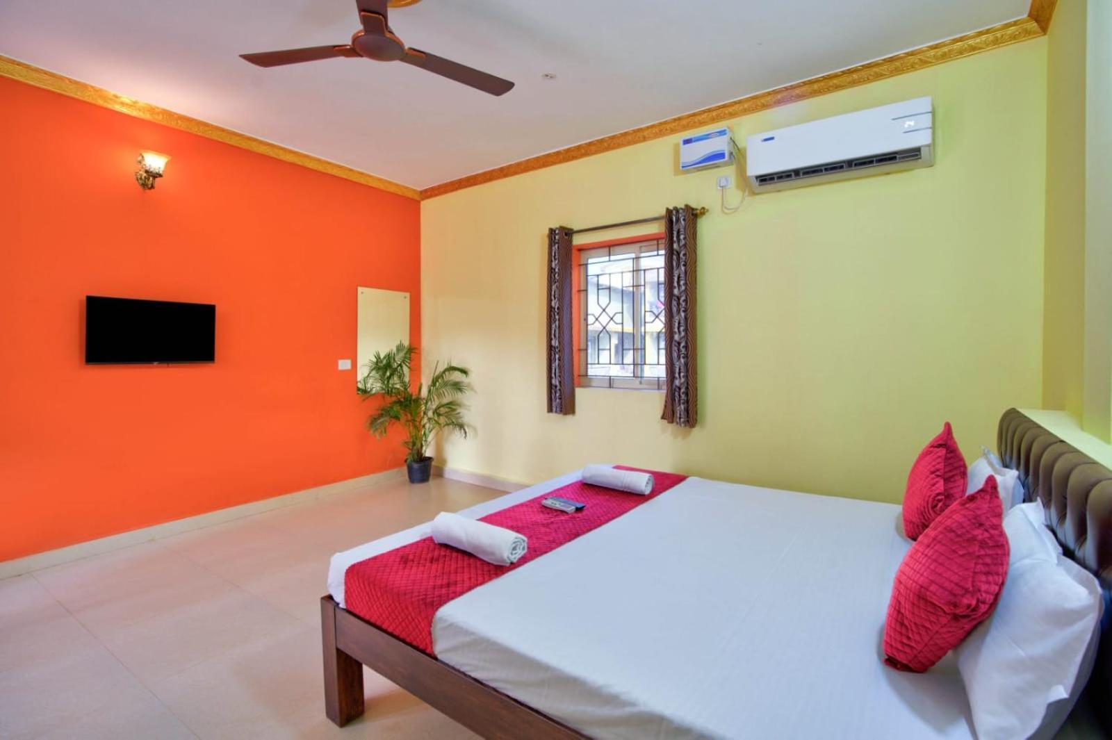 Hotel Savita Calangute Oda fotoğraf